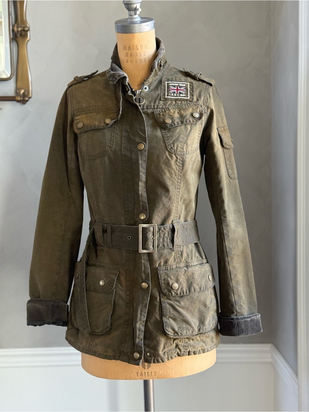 Limited Edition Amelia Earhart Barbour Jacket - Picture 3 of 8